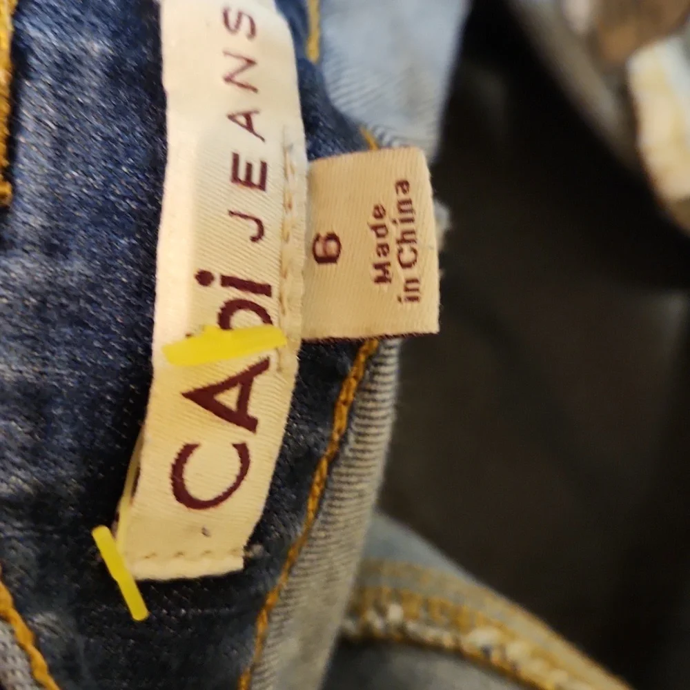❤️ CABI LOW RISE BOOTCUT JEANS, 6S  (28 SHORT)